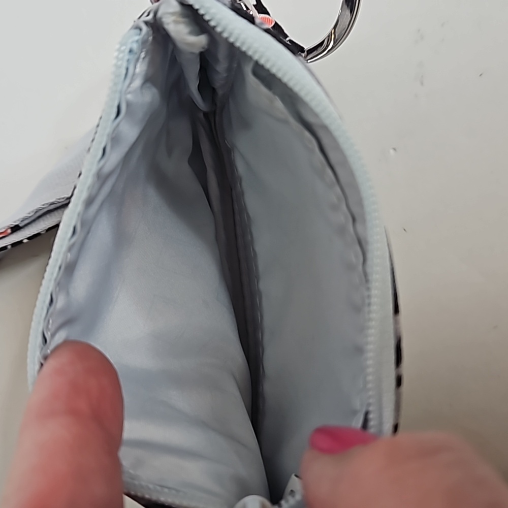 Vera Bradley ID Case and Lanyard Key Ring Lisbon Medallion - Picture 6 of 8